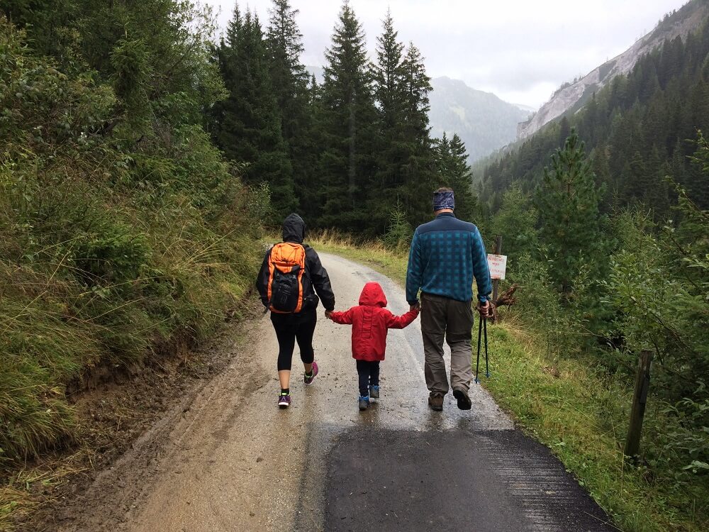 7 Tips for Hiking with Children